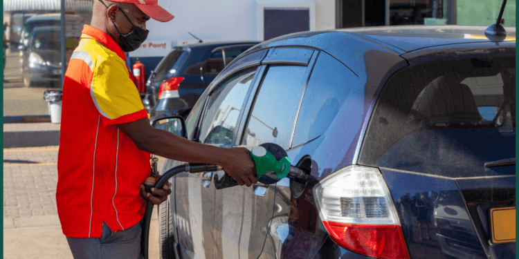 Government Announces Petrol Price Reduction of Rs1 Per Litre