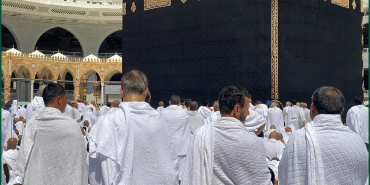 Pakistan Launches Second Phase of Hajj Training, Emphasizes Respect for Saudi Laws