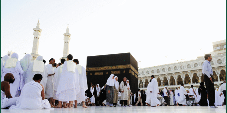 Saudi Arabia Unveils Multilingual Smart Guide for Hajj 2025