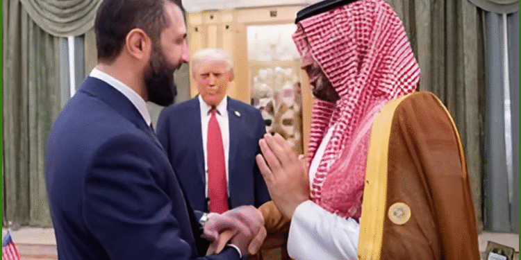 Trump's Gulf Tour Highlights Netanyahu's Regional Isolation