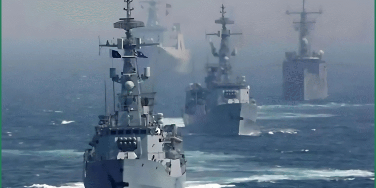 Pakistan Navy’s Strategic Triumph: INS Vikrant Contained During 2025 India-Pakistan Tensions